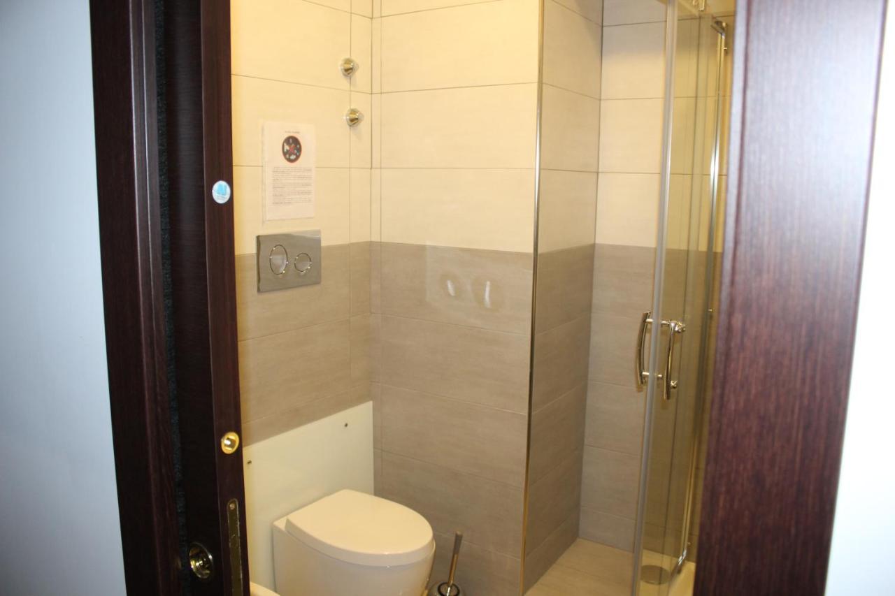 La Piazza - Garibaldi 2.6 Apartman Nápoly Kültér fotó
