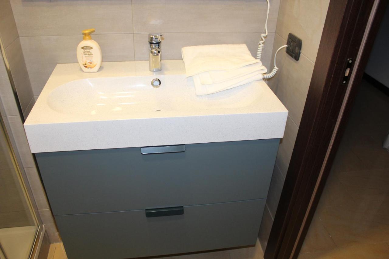 La Piazza - Garibaldi 2.6 Apartman Nápoly Kültér fotó
